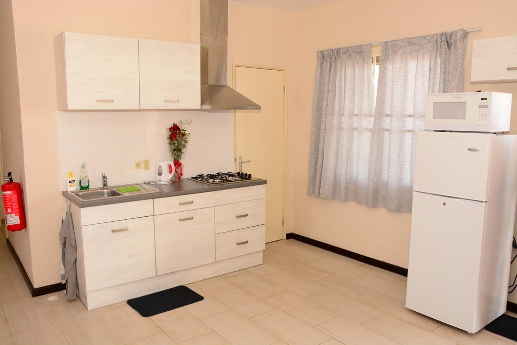 Wilhelmina Hotel & Apartments Παραμαρίμπο Εξωτερικό φωτογραφία